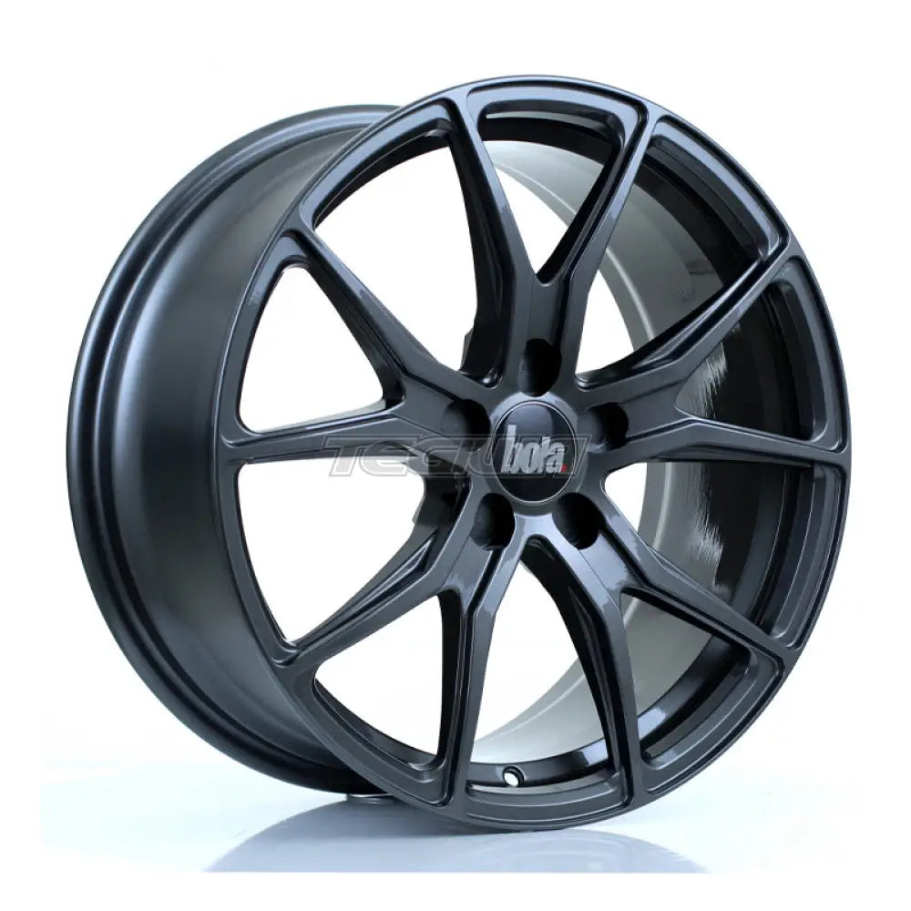 BOLA B6 Alloy Wheel 18x8 5x130 ET30 To 45 72.6mm CB Gloss Gunmetal